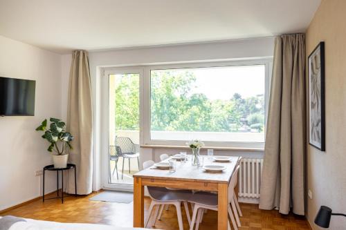 Lindleinsmuhle Apartamento | Würzburg Hideaway, ruhige Wohnung mit Balkon