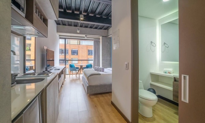 Antiguo Country Apartamento | w * | Modern Loft in Parque Virrey