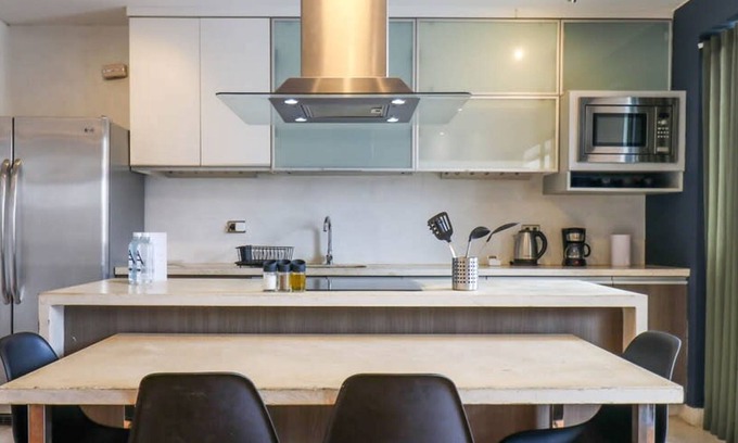 Santa Cruz Apartamento | w Picturesque 2BR at Malecon