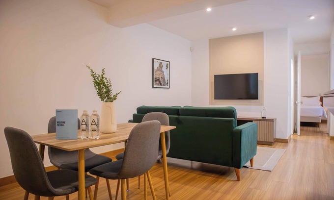 Petit Jean Ocharán Apartamento | w* | Striking 1BR near Malecon in Miraflores