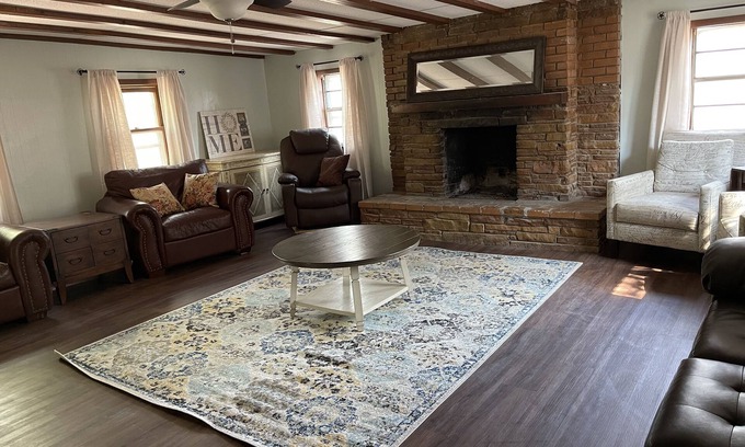 Palisades Casa | Wagon Wheel House – Nature & Wildlife Stay