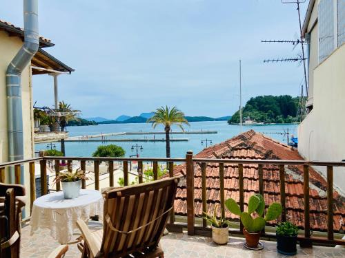 Nidri Casa | Wake-up-by-the-sea!