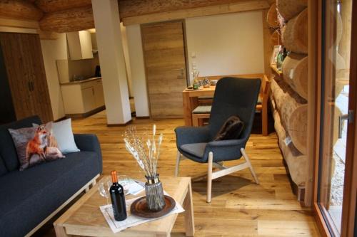 Neuhutten Apartamento | Waldzeit Lodge - Ferienwohnung Fuchs