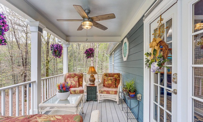 Waleska Apartamento | Waleska Loft: Stocked Kitchen + Breakfast Included