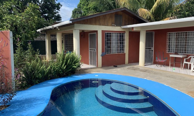 La Chorrera Condominio | Walk to beach and many shops in Playas del Coco , Costa Rica