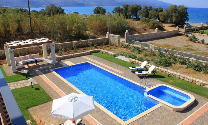 Rapaniana Villa | ¡Camina hacia la playa! Lujo y serenidad, casa junto al mar