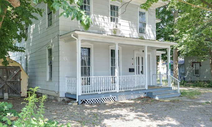 Bath Apartamento | Walk to Town: Bath Apt Near Keuka Lake Wine Trail