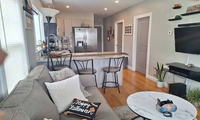 Salem Apartamento | Walk to Witch Trials, Museums & More—Charming 2BR in the Heart of Salem, MA