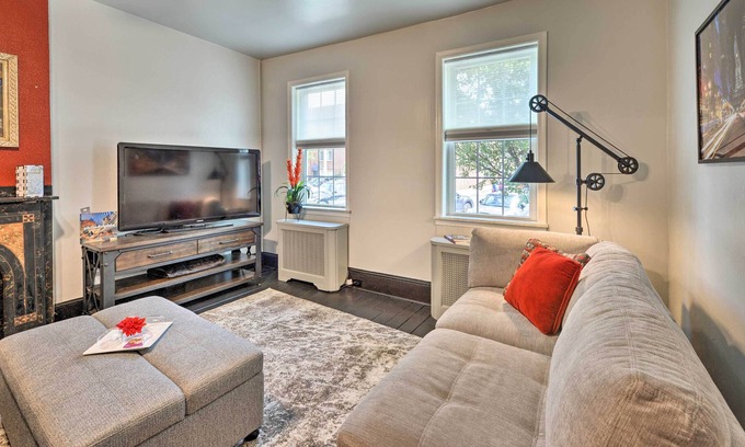 Passyunk Square Apartamento | Walkable Philly Crash Pad in Coveted Passyunk!