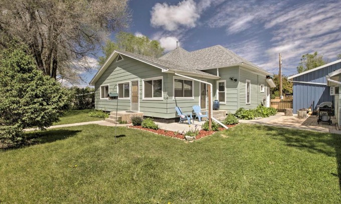 Ten Sleep Casa | Walkable Ten Sleep House with Patio and Sunroom!