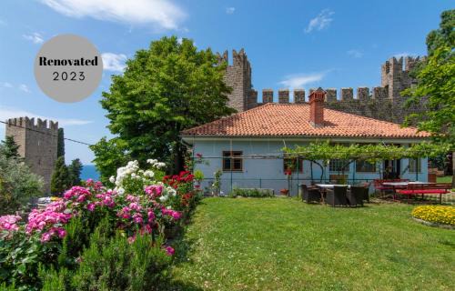 Piran Apartamento | Walls of Piran Apartments and Rooms