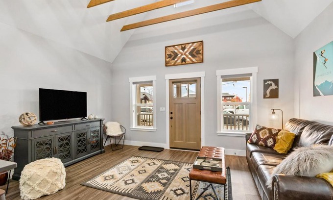 Sandpoint Casa | Walnut Cottage