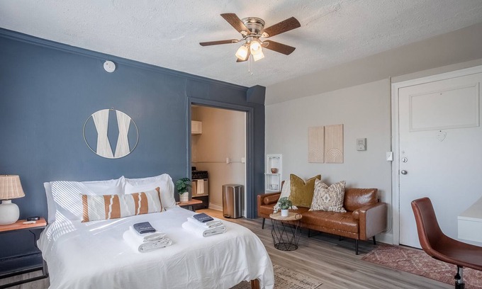 Walnut Hills Apartamento | Walnut Hills-Sleeps 2