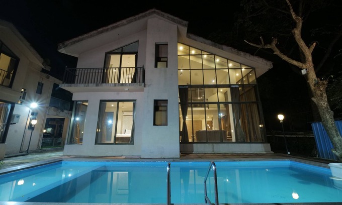 St.Stanislaus Villa Villa | Warm Wood Villa By 97RoyalVista