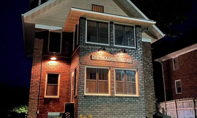 Waseca Casa | Waseca Haven: Your Modern, Renovated Furnished Retreat
