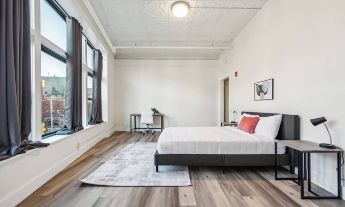Albany Apartamento | Washington Lofts 310 Spacious 1 Bedroom 1 Bath