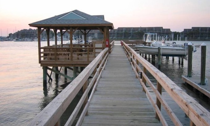 Waters Edge Casa | Water's Edge 84 - Vistas al río - Piscina