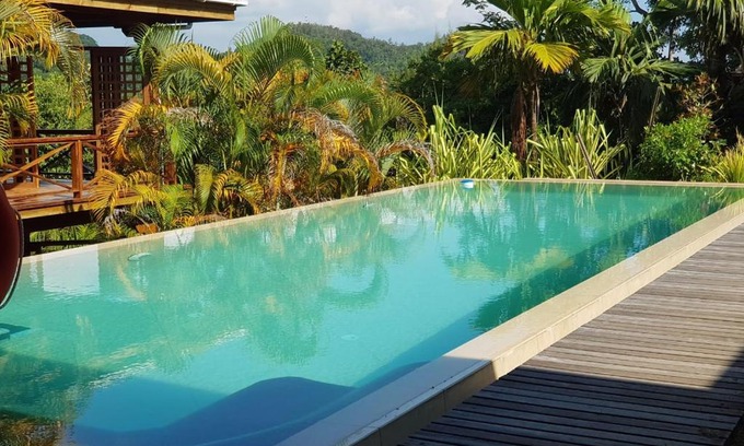 Mahe Island Cama Y Desayuno | Waterfall Accomodation