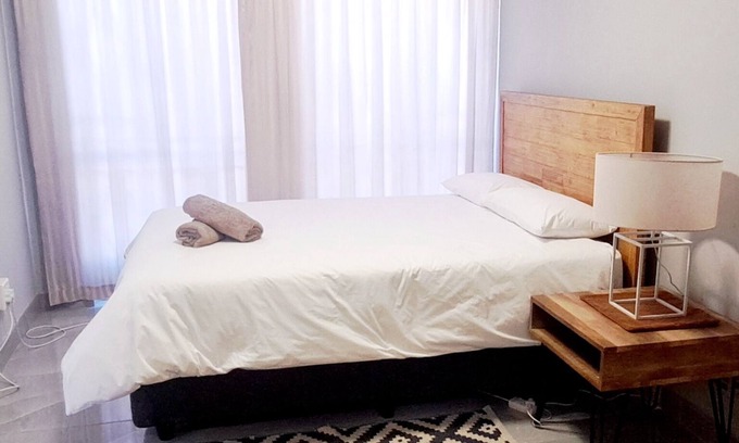 Woodmead Apartamento | Waterfall City Guest Lodge - Superior Queen Garden Unit