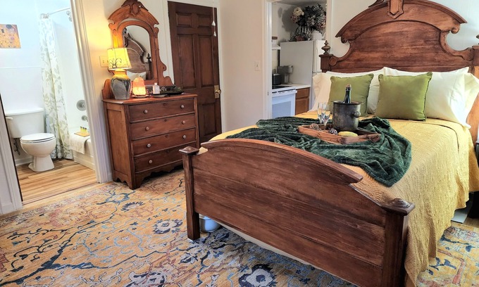 Limekiln Apartamento | Waterfront 1-bedroom apartment just 10 minutes drive to Santander Arena