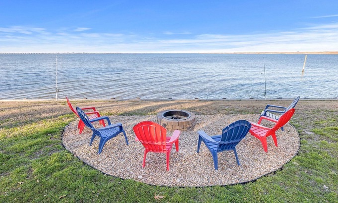 Portsmouth Casa | Waterfront/Arcade/Fishing Fun