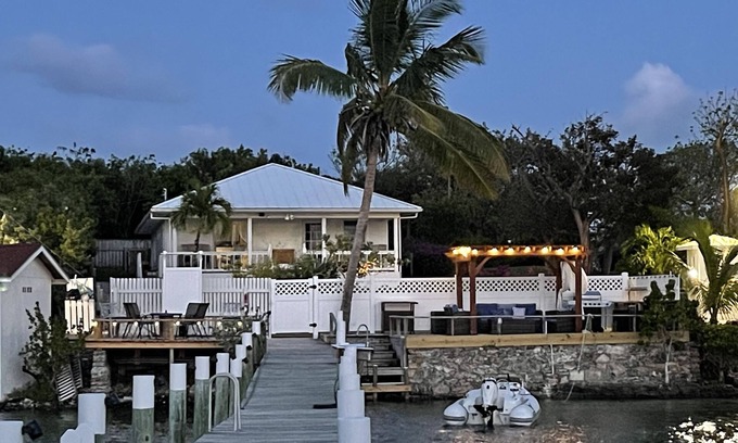 Great Guana Cay Casa | Waterfront Beach Bungalow with 150 Foot Dock on Guana Cay and Waterside Pergola