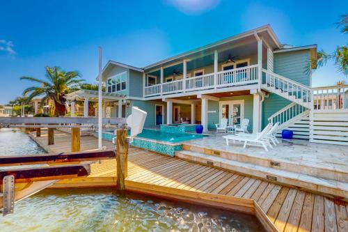 Key Allegro Casa | Waterfront Beauty