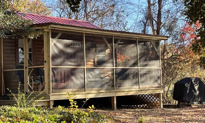Hollywood Cabina | Waterfront Cabin!
