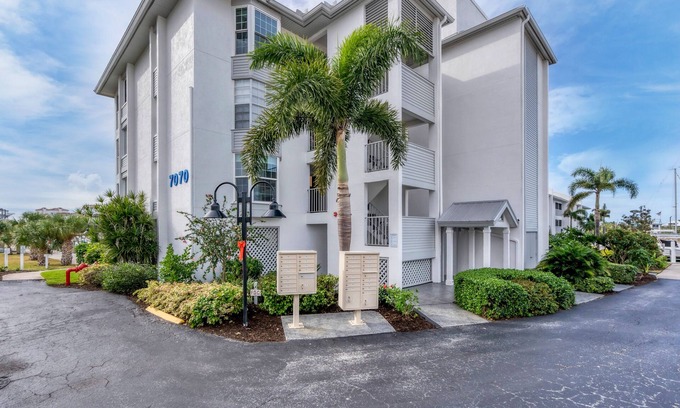 Placida Condominio | Waterfront Condo, Top Floor with Water View, THE location! Beautiful Pool.