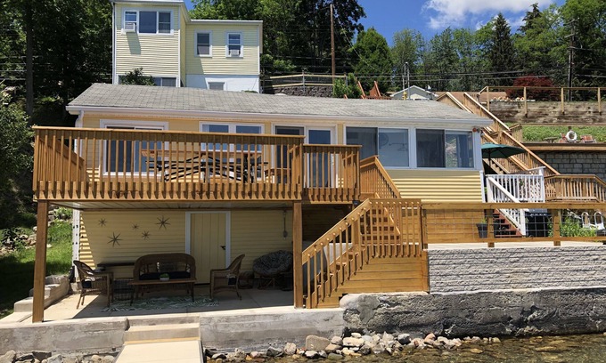 Penn Yan Cabaña | Waterfront Cottage on Keuka Lake near Penn Yan