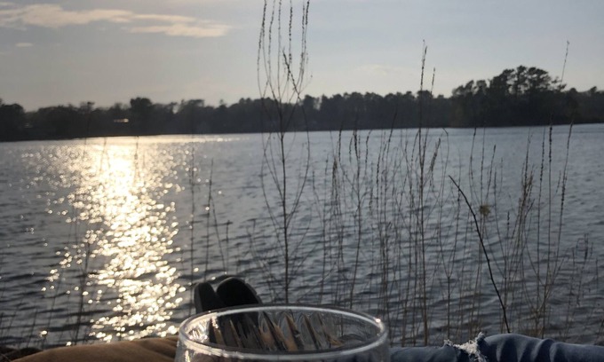 East Wareham Cabaña | Waterfront Cottage on White Island Pond
