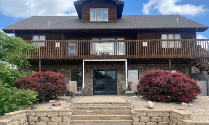 Elwood Casa | Waterfront Family Get-Away