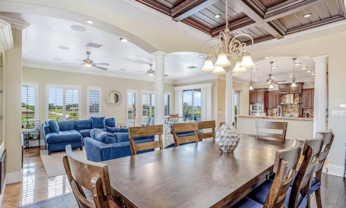 Mariner Casa | Waterfront Mediterranean Mansion