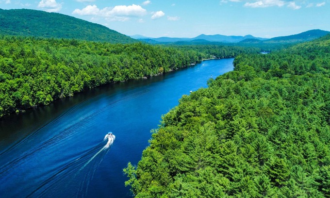 Corinth Cabina | Waterfront Pine Cabin near Saratoga, Lake George