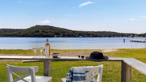 Booker Bay Casa | Waterfront, Renovated, Walk To Ettalong