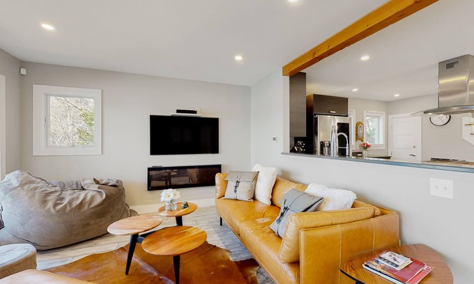 Barnard Casa | Waterfront retreat with dock, sauna, & firepit - near Woodstock & ski areas