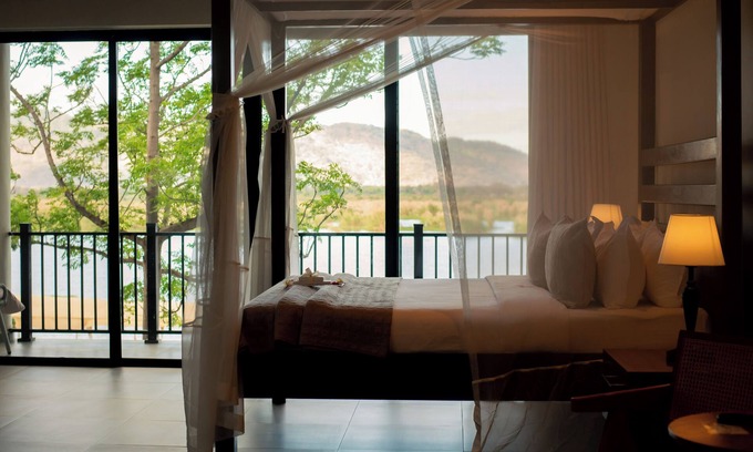 Liwonde Hotel | Waters Edge Liwonde