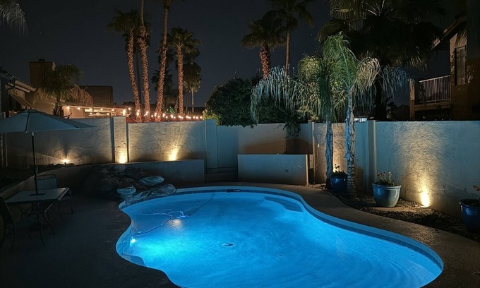Saguaro Point Casa | Water’s Nice. Spacious. Heated Pool. Billiards. BBQ. Baby Grand.