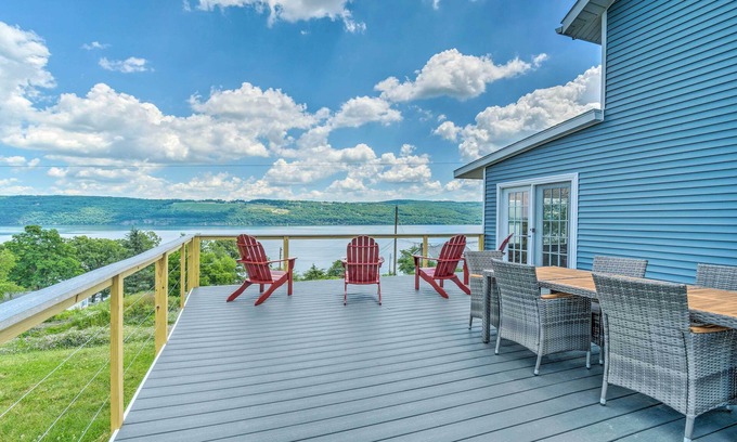 Watkins Glen Casa | Watkins Glen Lakeview Cottage w/ Waterfall!