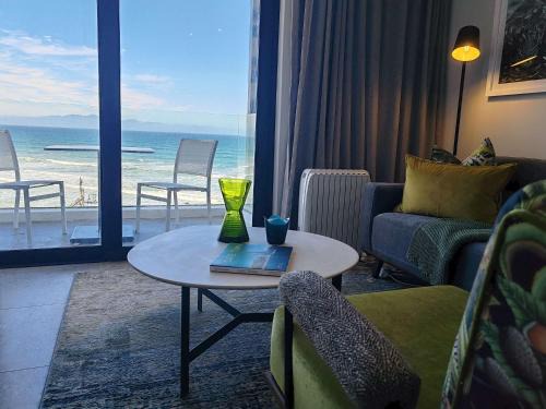 Redhill Apartamento | Wavescapes Chic Seaside Stay