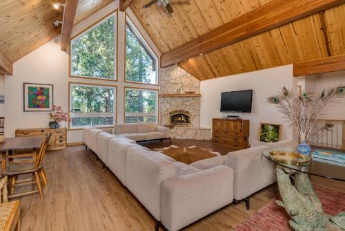 Arnold Casa | Wawonderland