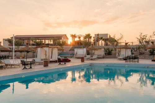 Nzala Otro | we agafay