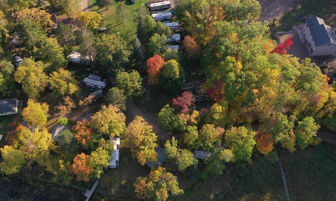 Garrison Complejo | We are a resort that has both cabins and RV rental sites.