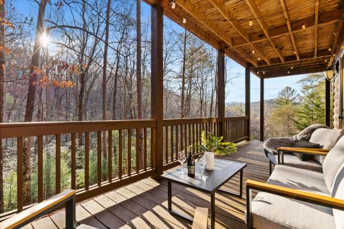 Blue Ridge Casa | Weaver Creek Getaway