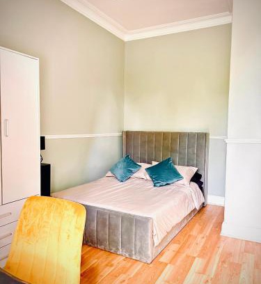 Restalrig Casa | Wee one Flat share accomodation