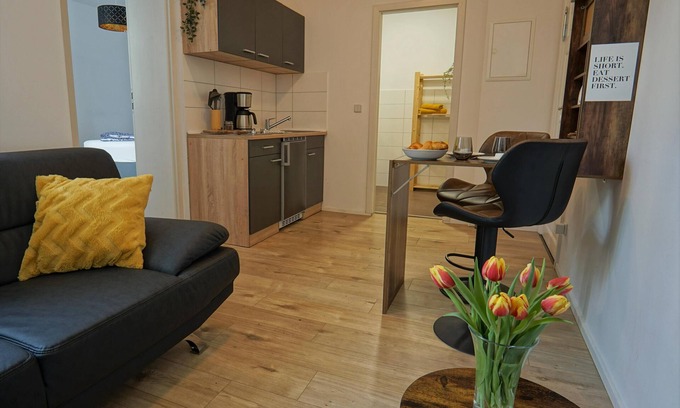 Brandenburg an der Havel Apartamento | Welcome to HOGULU - House 1, Apartment 4 in Brandenburg an der Havel!