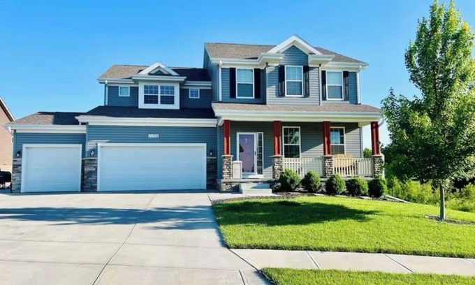 Papillion Casa | Welcome Home!