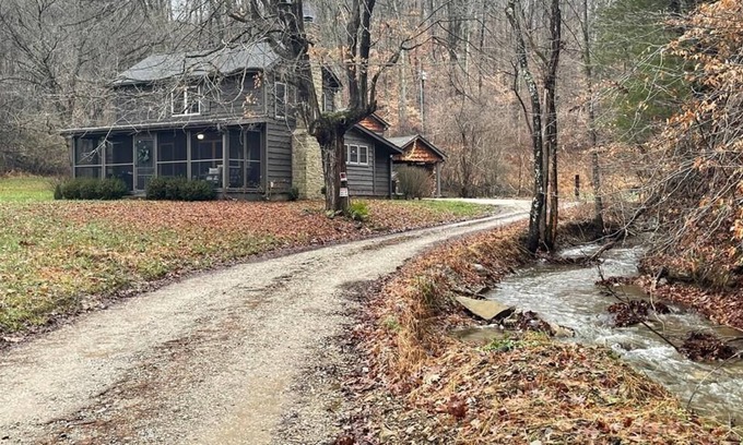 Gnaw Bone Cabina | Welcome to Brooks Run - A 1920’s Cabin in Beautiful Brown County, Indiana