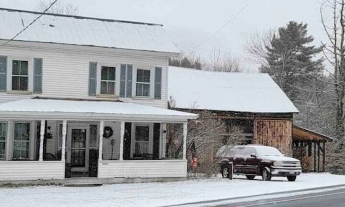 Wevertown Casa | Welcome to our 1850 Farmhouse!