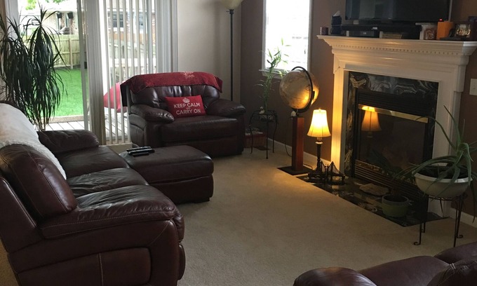 Norfolk - Virginia Beach Casa | Welcome to the Lighthouse! Charming 3-bdrm home with 2 decks in Virginia Beach